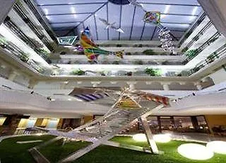 Evenia Zoraida Garden 로쿠타스드마르